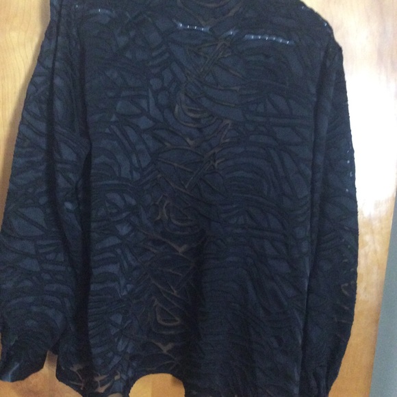 Sweater - Picture 4 of 8